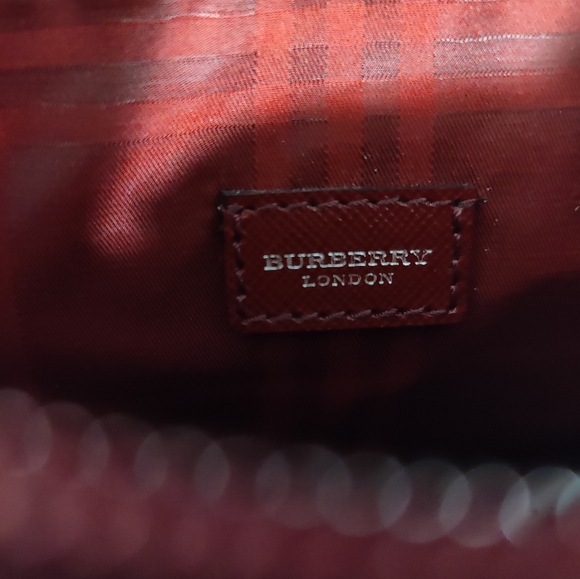 Burberry - Small Shoulder Bag - Picture 13 of 16